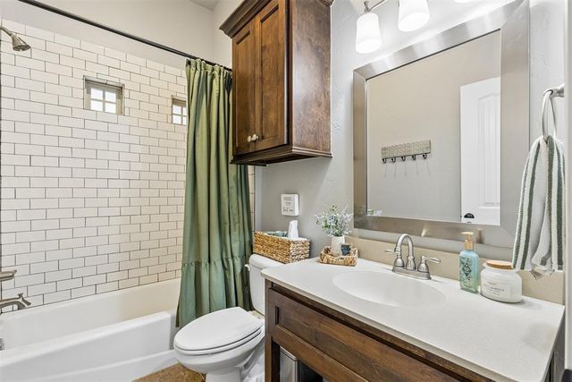 233 Bell Tolls Terrace, Edmond, OK 73034