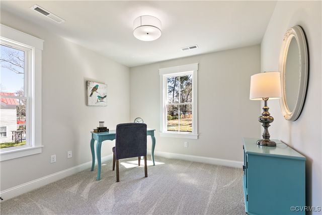 708 S Main St, Blackstone, VA 23824