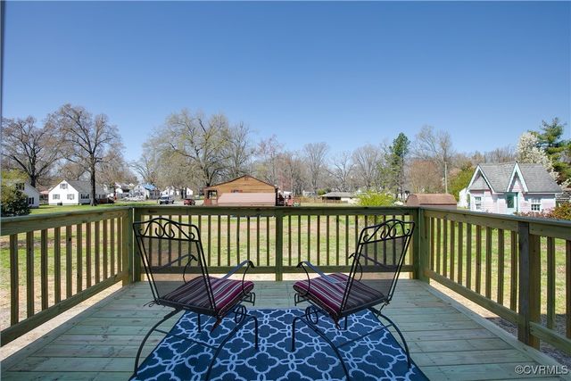 708 S Main St, Blackstone, VA 23824