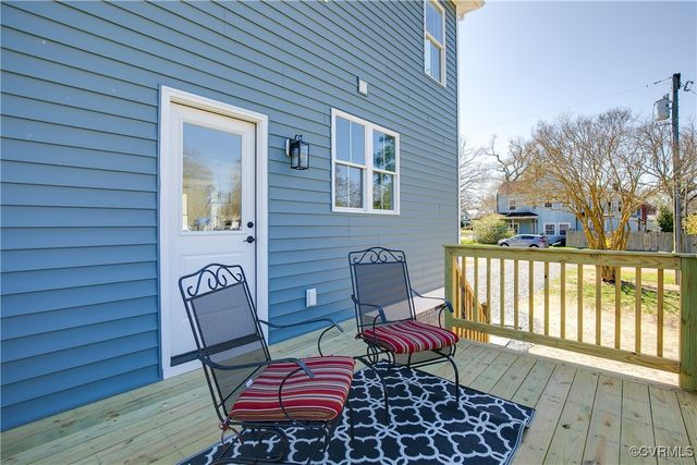 708 S Main St, Blackstone, VA 23824