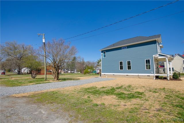 708 S Main St, Blackstone, VA 23824
