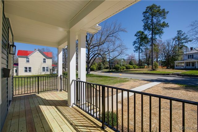 708 S Main St, Blackstone, VA 23824