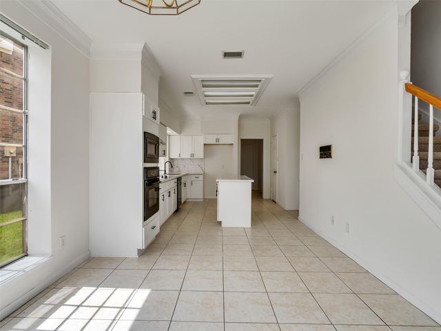 1127 Gloria Court, Sugar Land, TX 77478
