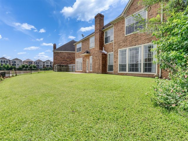 1127 Gloria Court, Sugar Land, TX 77478