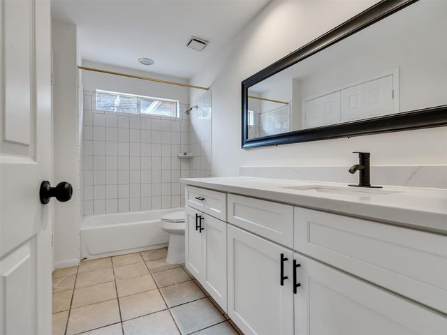 1127 Gloria Court, Sugar Land, TX 77478