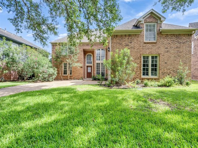 1127 Gloria Court, Sugar Land, TX 77478