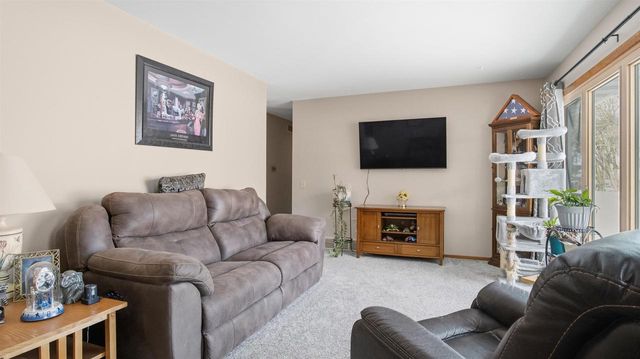 404 Anderson Street, Deforest, WI 53532