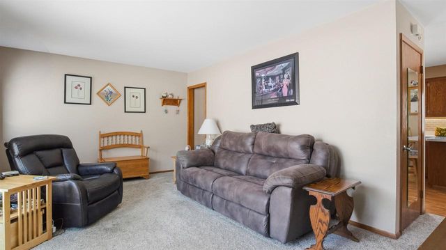 404 Anderson Street, Deforest, WI 53532