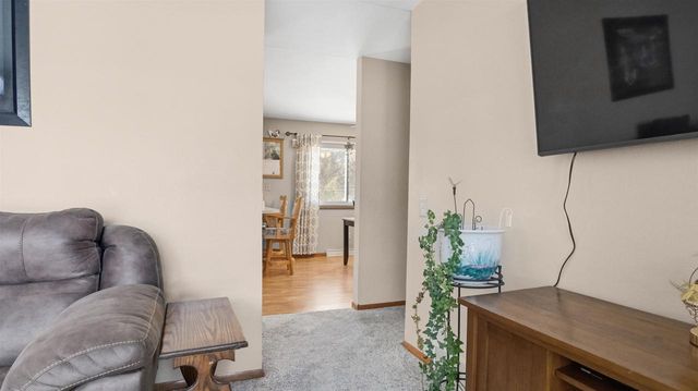 404 Anderson Street, Deforest, WI 53532