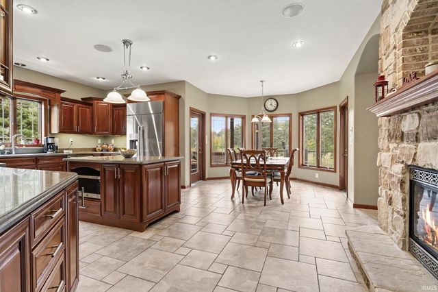 52221 Winding Waters Lane, Elkhart, IN 46514