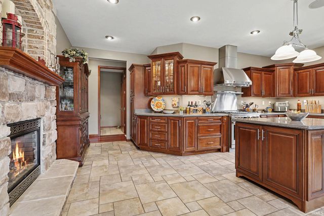 52221 Winding Waters Lane, Elkhart, IN 46514