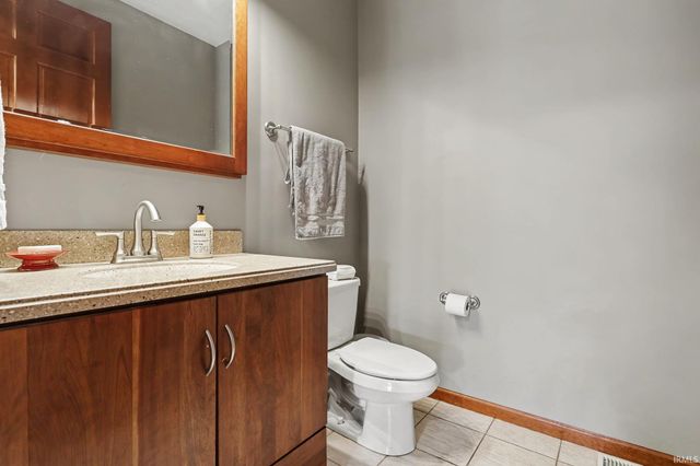 52221 Winding Waters Lane, Elkhart, IN 46514