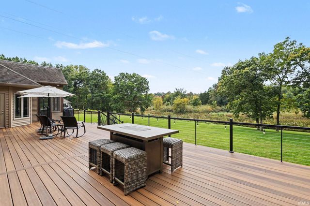 52221 Winding Waters Lane, Elkhart, IN 46514