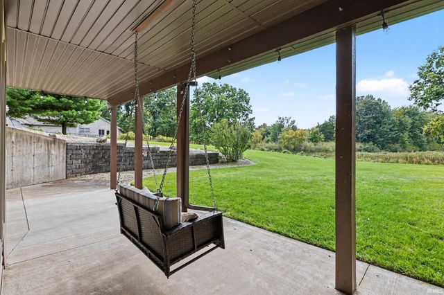 52221 Winding Waters Lane, Elkhart, IN 46514