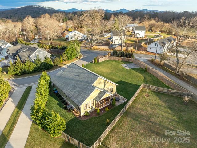 6 Starwood Valley Trail, Arden, NC 28704