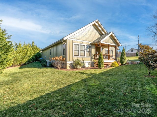 6 Starwood Valley Trail, Arden, NC 28704