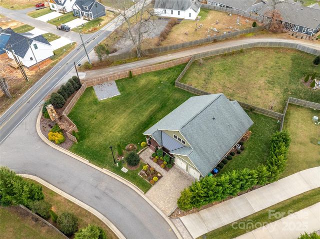 6 Starwood Valley Trail, Arden, NC 28704