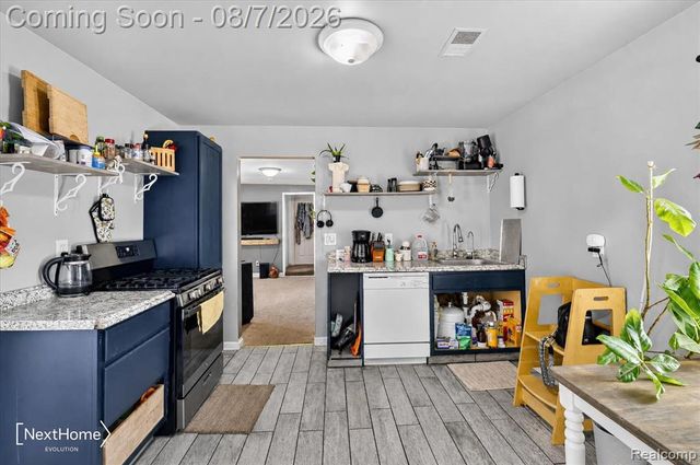 23740 Carleton West Rd Road, Belleville, MI 48111