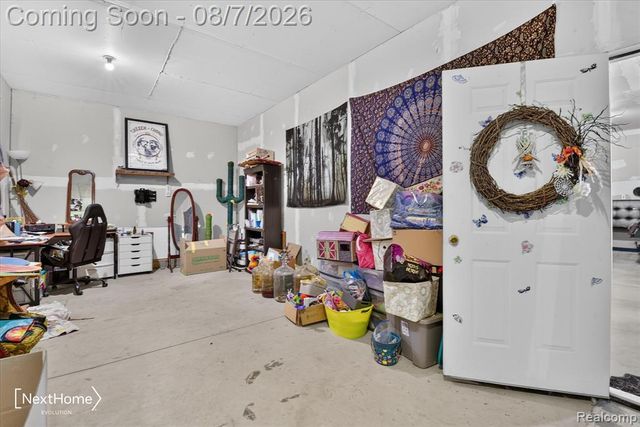 23740 Carleton West Rd Road, Belleville, MI 48111