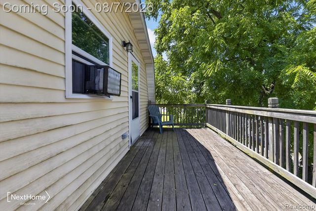 23740 Carleton West Rd Road, Belleville, MI 48111