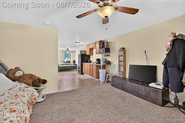 23740 Carleton West Rd Road, Belleville, MI 48111