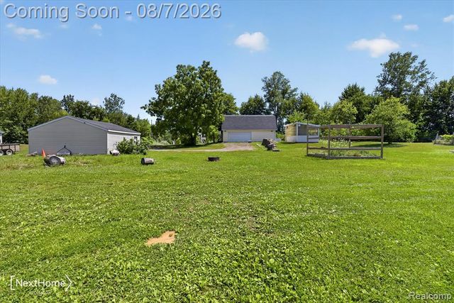 23740 Carleton West Rd Road, Belleville, MI 48111
