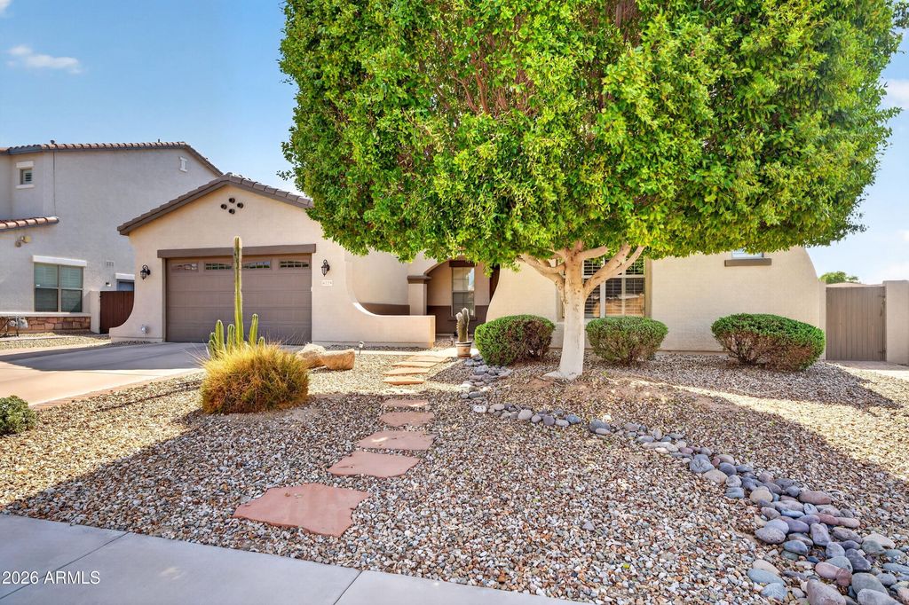 6729 S BANNING Street, Gilbert, AZ 85298 — photo 3