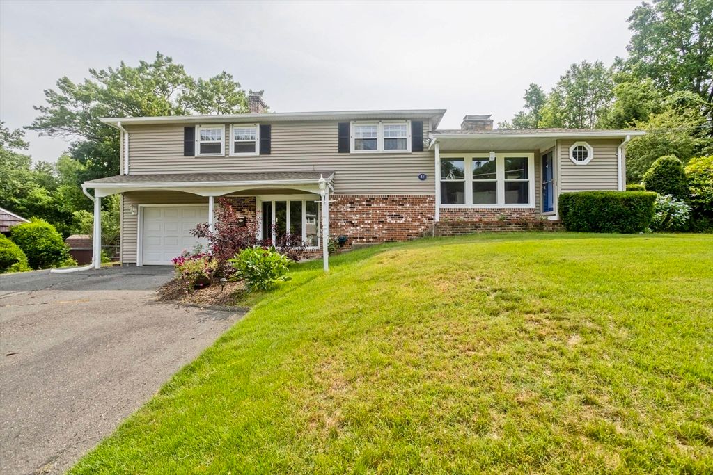 48 Hillside Ave., South Hadley, MA 01075