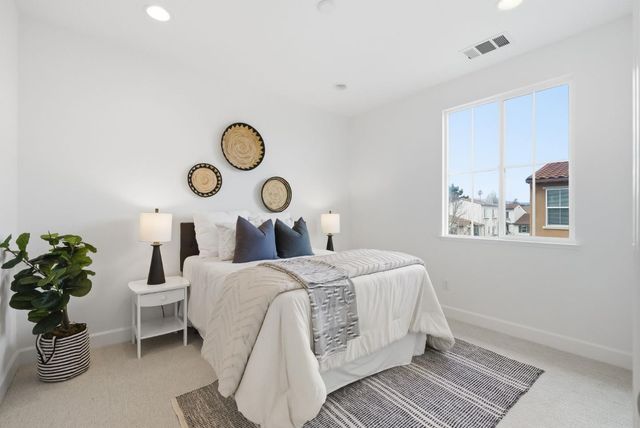 508 Holthouse Terrace, Sunnyvale, CA 94087