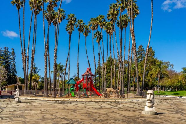 508 Holthouse Terrace, Sunnyvale, CA 94087