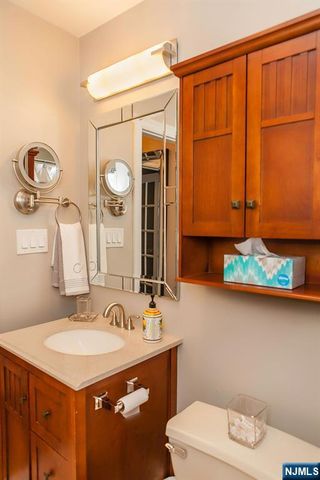309 1st Street 3C, Hoboken, NJ 07030