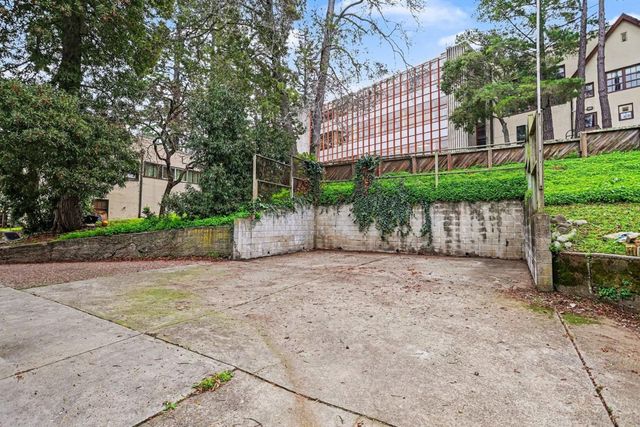 2366 Virginia Street 2, Berkeley, CA 94709