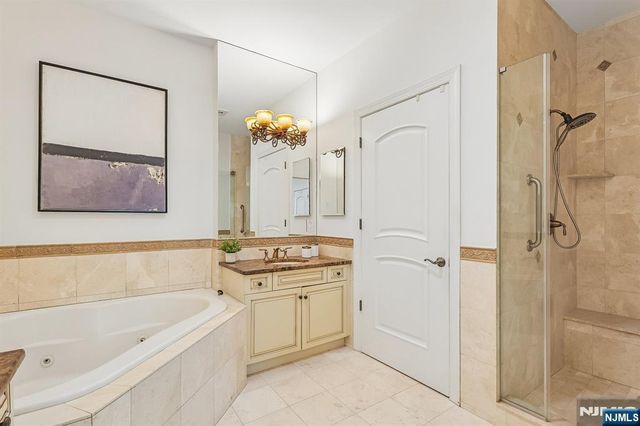 211 Metzger Drive, West Orange, NJ 07052