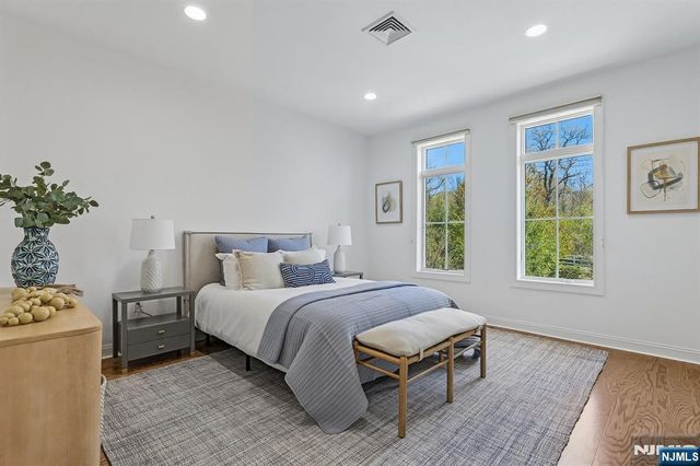 211 Metzger Drive, West Orange, NJ 07052