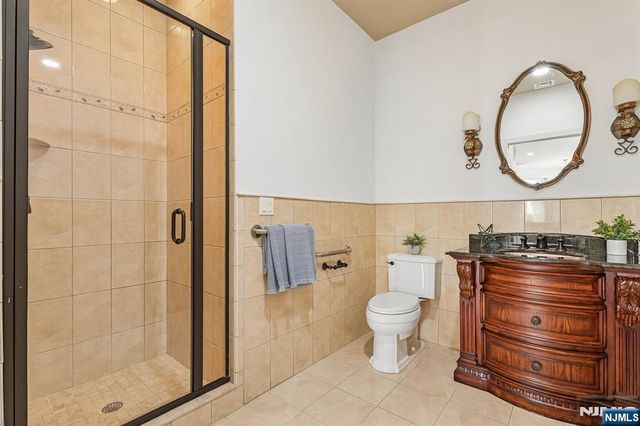 211 Metzger Drive, West Orange, NJ 07052