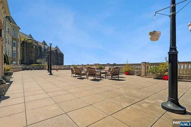 211 Metzger Drive, West Orange, NJ 07052