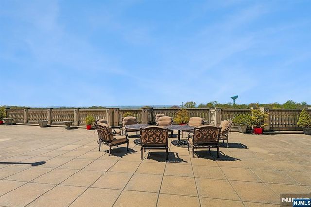 211 Metzger Drive, West Orange, NJ 07052