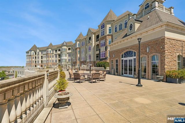 211 Metzger Drive, West Orange, NJ 07052