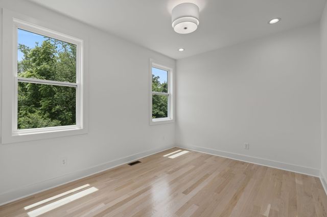 917A 33rd Ave, N, Nashville, TN 37209