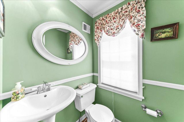 1626 TODD LN, Chester Springs, PA 19425
