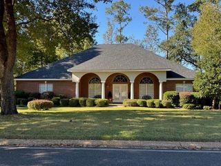 2618 Wharton Circle, Tallahassee, FL 32312