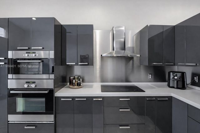 17476 SW 20th St, Miramar, FL 33029