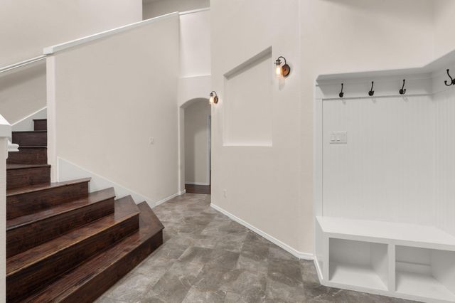 9119 Autumn Rose Drive NE, Albuquerque, NM 87113