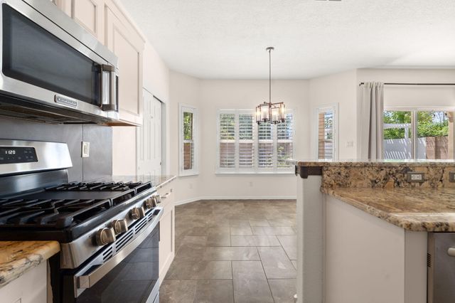 9119 Autumn Rose Drive NE, Albuquerque, NM 87113
