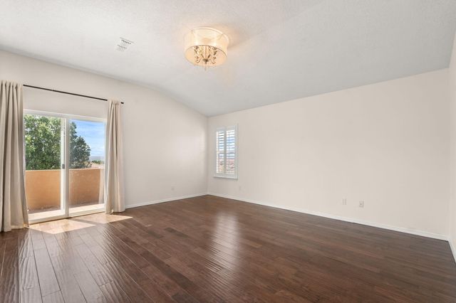 9119 Autumn Rose Drive NE, Albuquerque, NM 87113