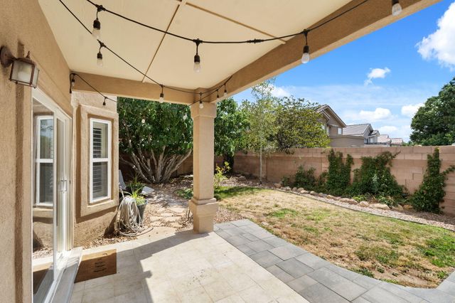 9119 Autumn Rose Drive NE, Albuquerque, NM 87113