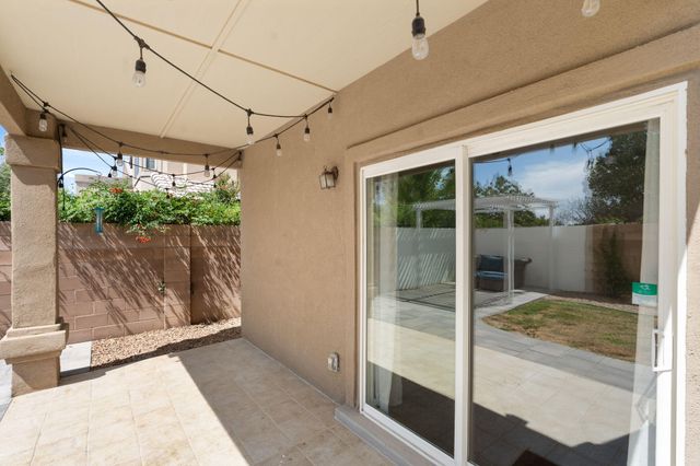 9119 Autumn Rose Drive NE, Albuquerque, NM 87113