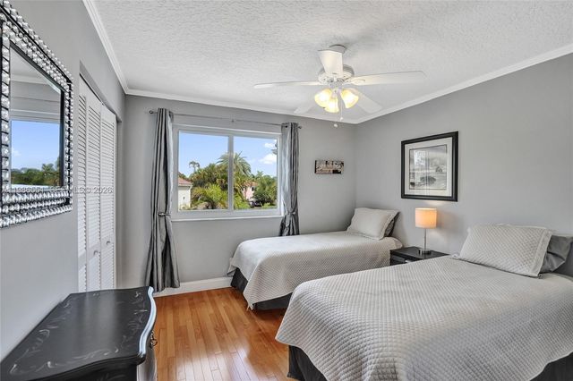 1313 SE 5th Ct, Dania Beach, FL 33004