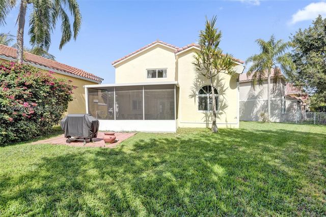 1313 SE 5th Ct, Dania Beach, FL 33004