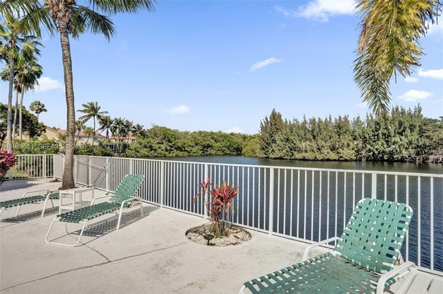 1313 SE 5th Ct, Dania Beach, FL 33004